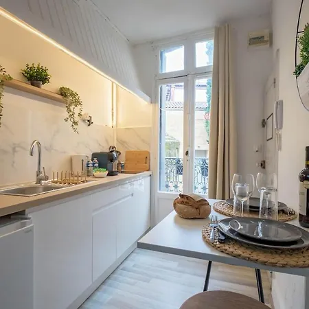 Videoprojecteur - Centre - A Pied - Balcon *